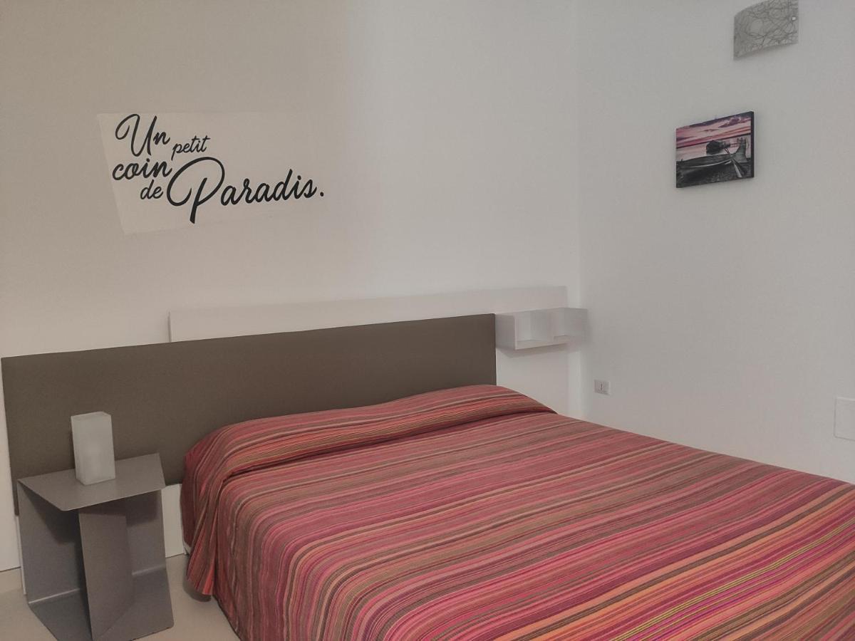 Casa Vacanze Rossini Порто-Чезарео Экстерьер фото